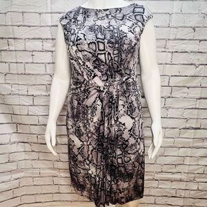 Suzi Chin for Maggy Boutique Womens Snake Print Crew Neck Belted Midi Dress 16